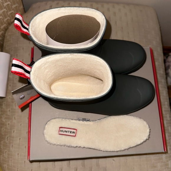NIB! Hunter Play Sherpa INSULATED short Boot (women’s) - Picture 5 of 6